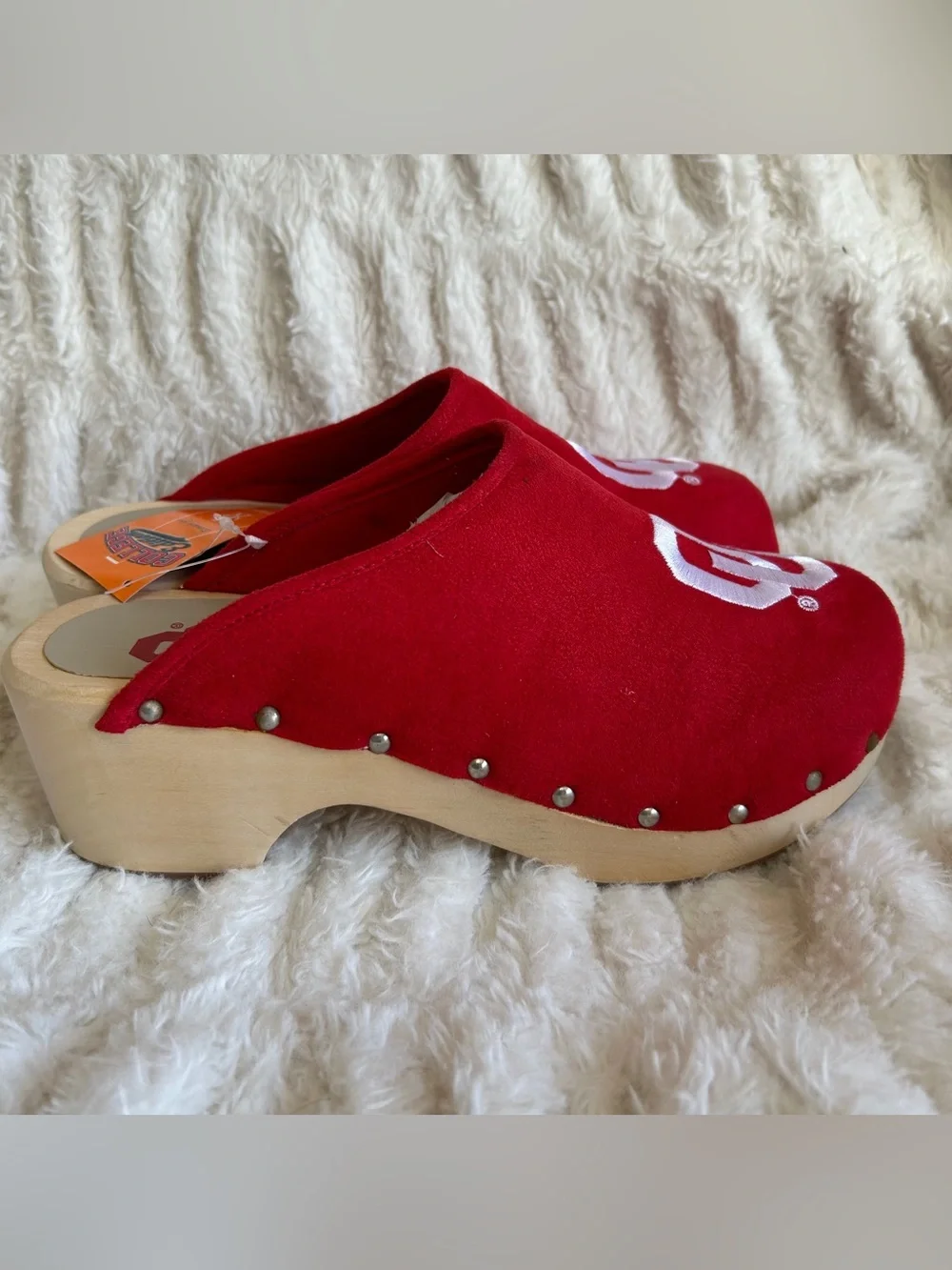 NWT Oklahoma Sooners OU Wood Clogs - Picture 2 of 11
